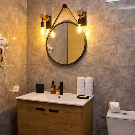 Ocean Park Americas 아데제